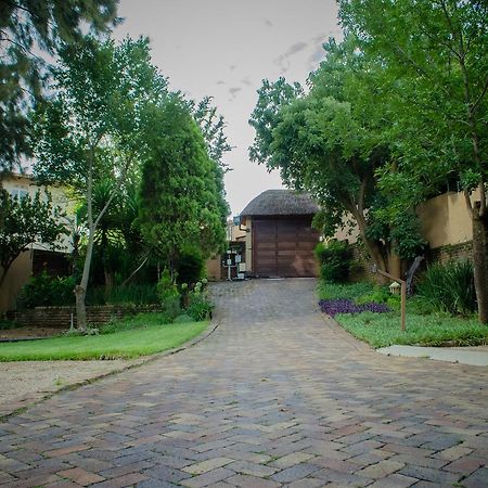 The Rivonia River Lodge 约翰内斯堡 外观 照片