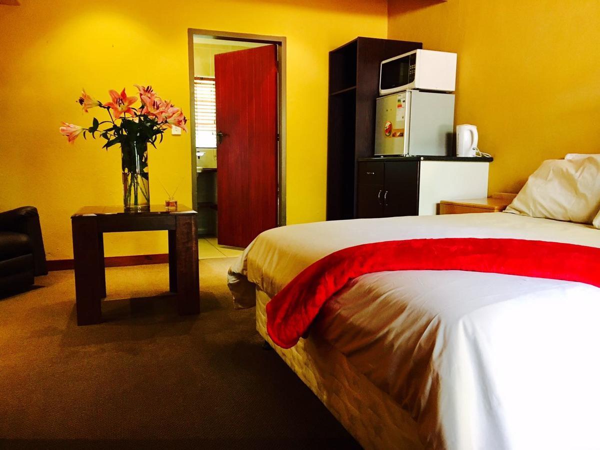 The Rivonia River Lodge 约翰内斯堡 外观 照片